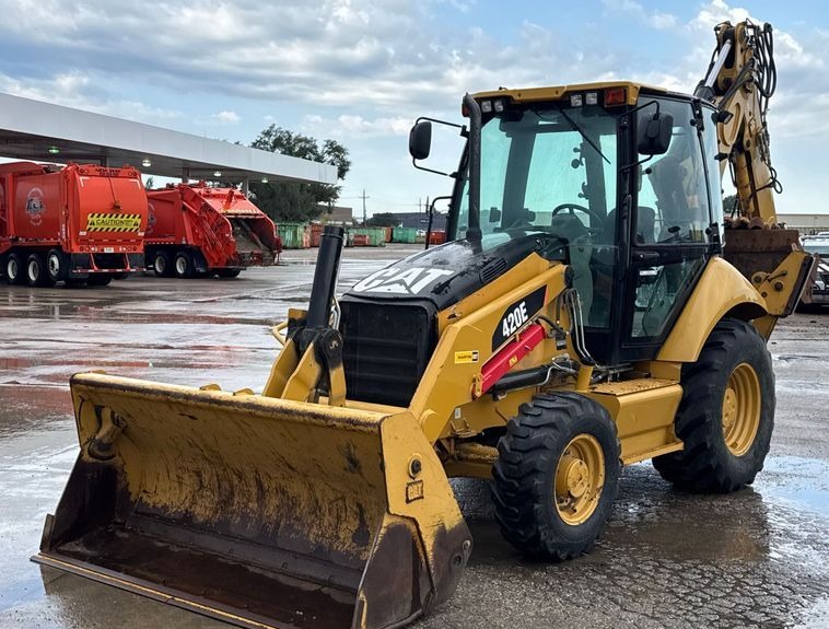 2009 Caterpillar 420E backhoe