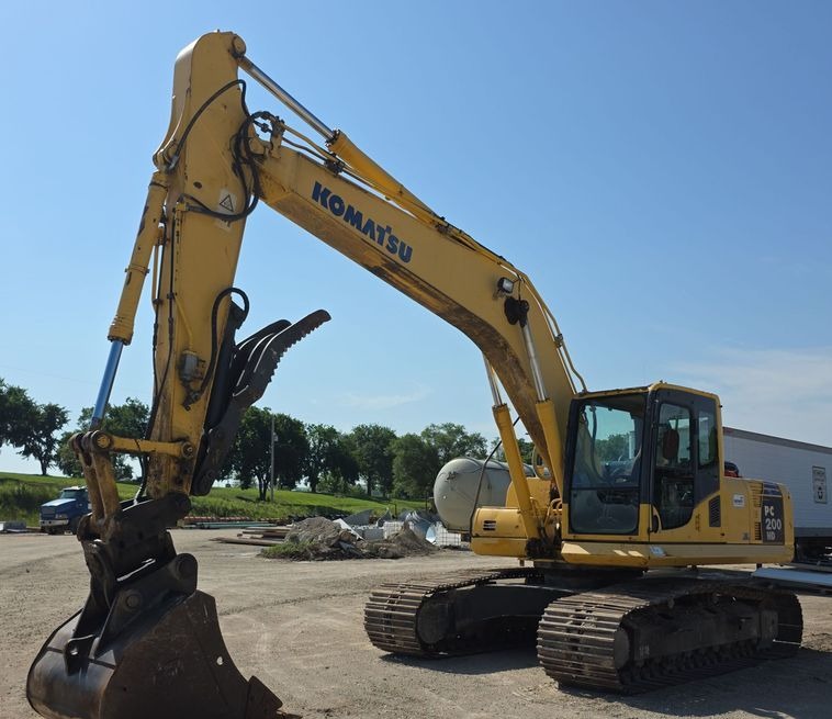 2009 Komatsu PC200LC-8 Excavator